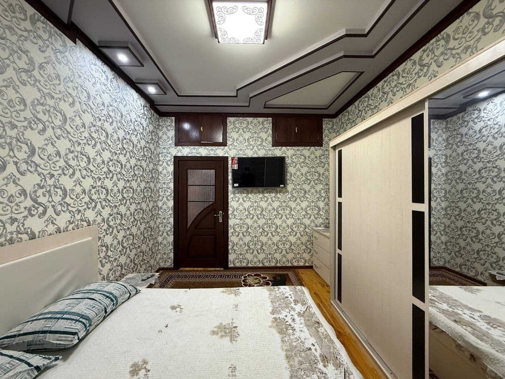 2 xonali 5 qavatli g’ishtli domning 1-qavatidan kvartira sotiladi — 5