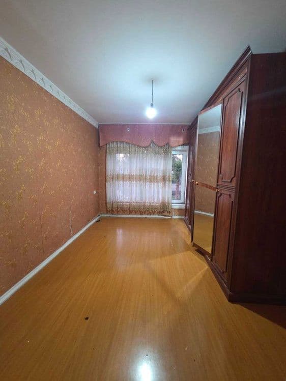 Продаётся 2х комн квартира на 1 этаже Ор-р Крытый рынок — 3