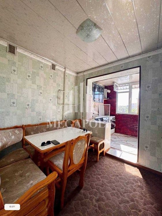 Buxoro shaharda 3 xonali kvartira arzon narxda sotiladi.  №277 — 2