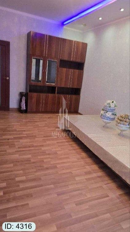 shayx bozorca orqa tomonda 4 xonali kvartira sotiladi№4316 — 2