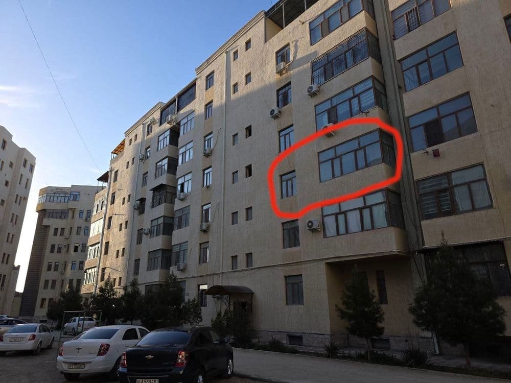 Продаю свою квартиру. 3х комн. — 3