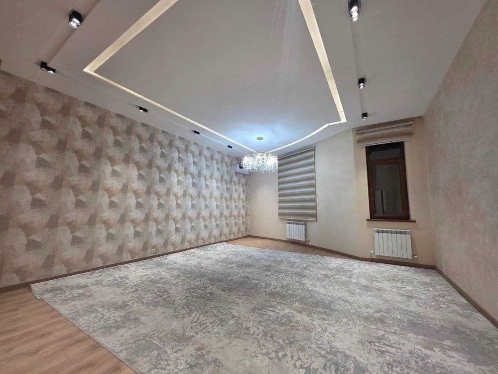 Продаётся 3х комн дуплекс квартира на 1 этаже Ор-р Болгарский посёлок — 1