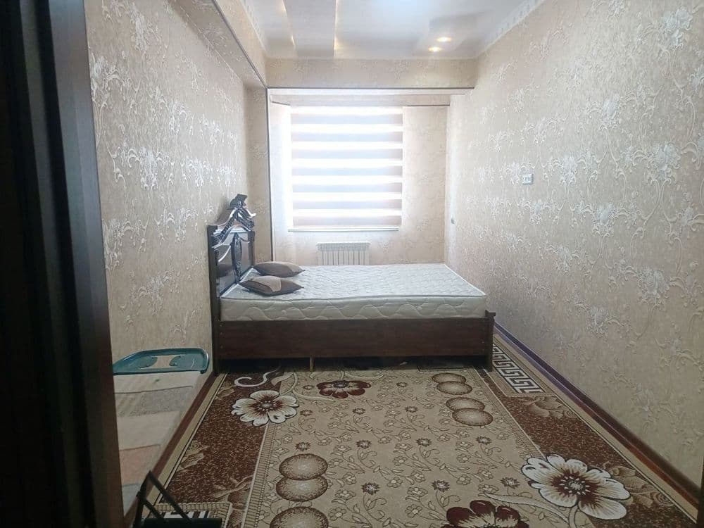 Jizzax Shahar Vokzal ko'chada ikkinchi etaj 3 xonali 120 kv uy sotilad — 4