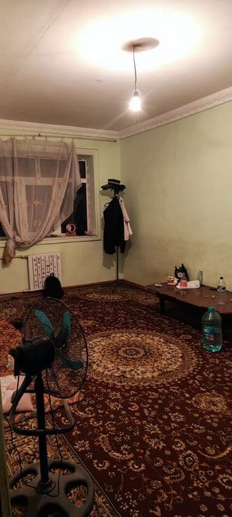 Dom 3 xonalik , Davlat xizmatlari yaqinida . — 4