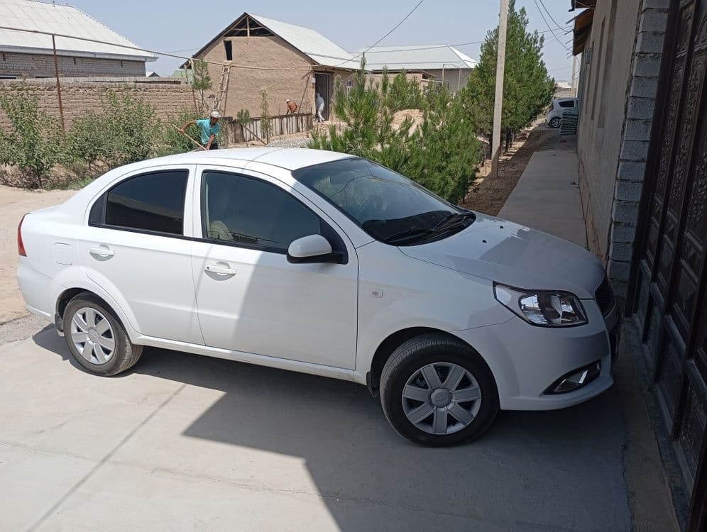 Uy sotiladi 600s — 6