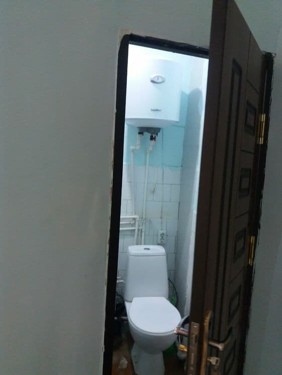 Qarshi Shahar 4 micro rayon chulquvar mahallasi 5 etaj 2 xonali remont — 1