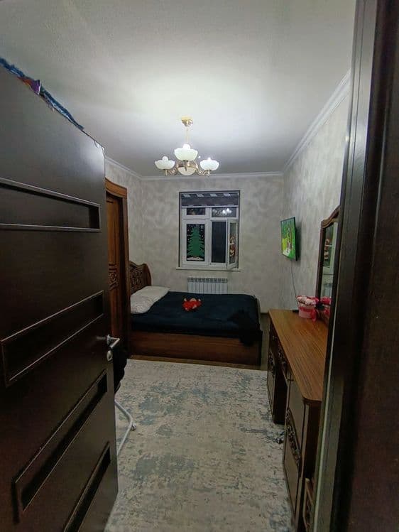 Срочно продаётся 3х комнатная квартира на 1этажэ со всеми удобствами — 2