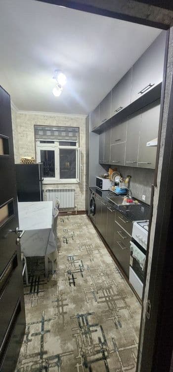 Срочно продаётся 3х комнатная квартира на 1этажэ со всеми удобствами — 6