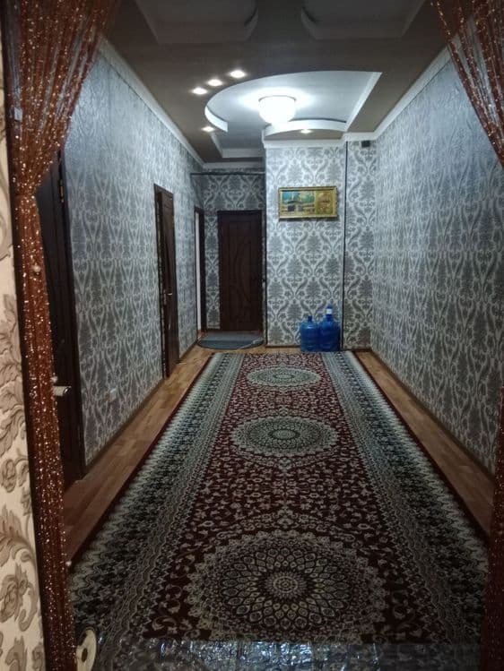 Qarshi shahar davlat hizmatlaridan utganda 4 etajli dollardan dom soti — 1
