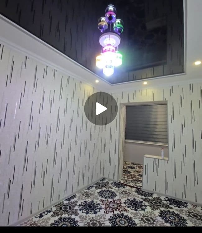 Qarshi shahar vokzaldagi bozor oldida 3 etaj 1 xonali 2 xona qilingan — 5