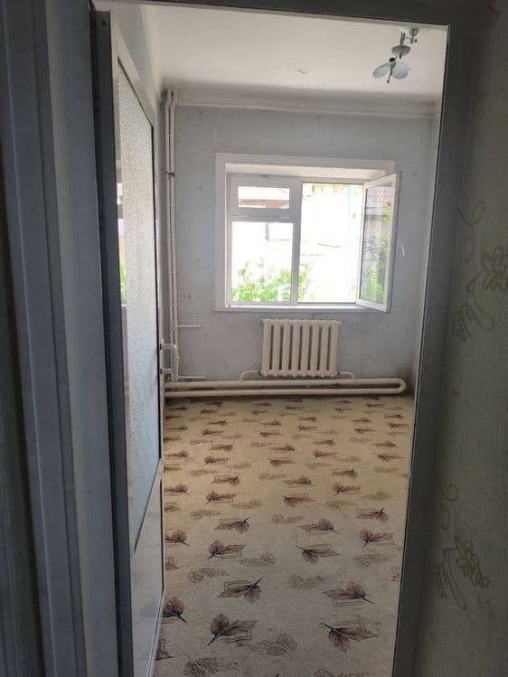 2 xonali uy sotiladi.muljal Sultan M choyxonasi orqa tomoni. Ov magazi — 3