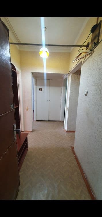 Kvartera gulbozor 3 xona sotiladi — 4