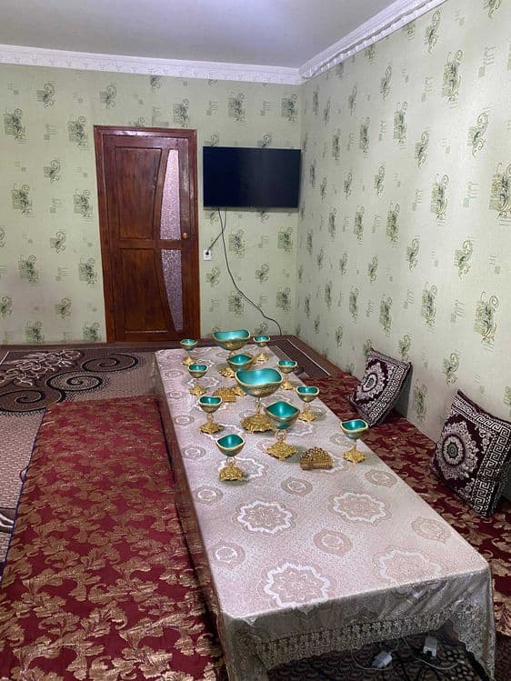 3 xonali kvartira sotiladi, 81 m², 6-mikrorayon — 2