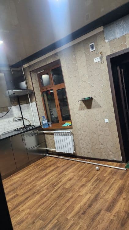 2 xonali kvartira sotiladi — 1