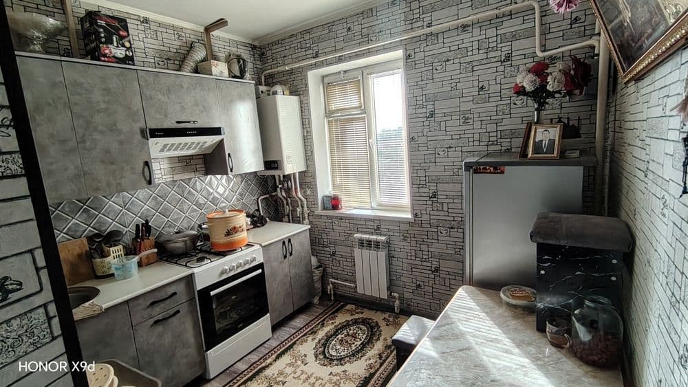 Kv sotiladi 3 xona — 4