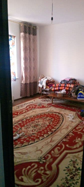 Аэропорт йулни устидаги домлардан. 2 хонали 3- этаж квартира сотилади. — 2