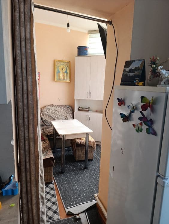 Продается 3-х комн. перед. в 4-х комнатную квартиру, 2-й этажа в Карма — 2