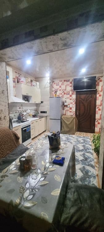 Квартира сотилади — 2