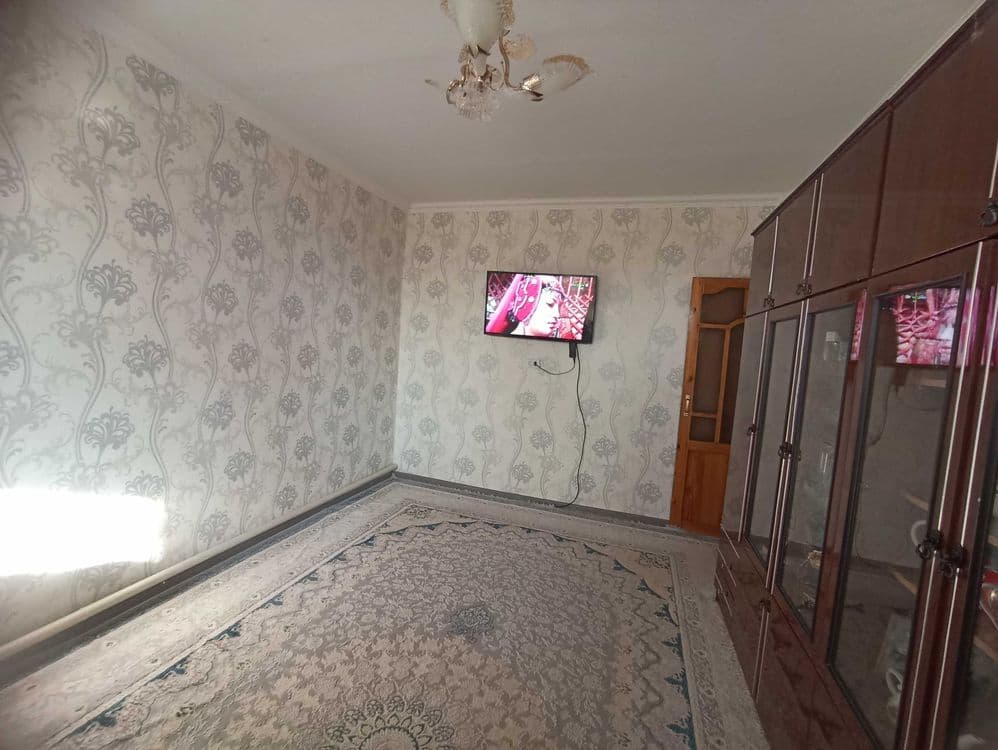 Уй сатылады келисимли қатып қалған баха емес — 1