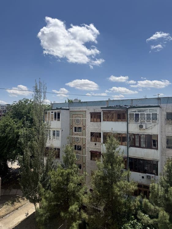 срочно и дешево! продается 2хкомнатная кв в общежитие — 1