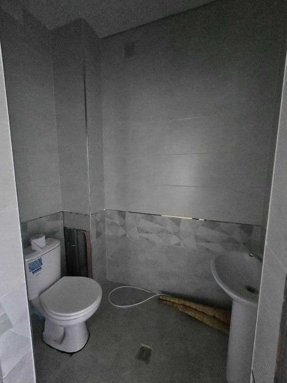 Срочно 3х комнатная квартира Богишамол, по цене коробки — 5