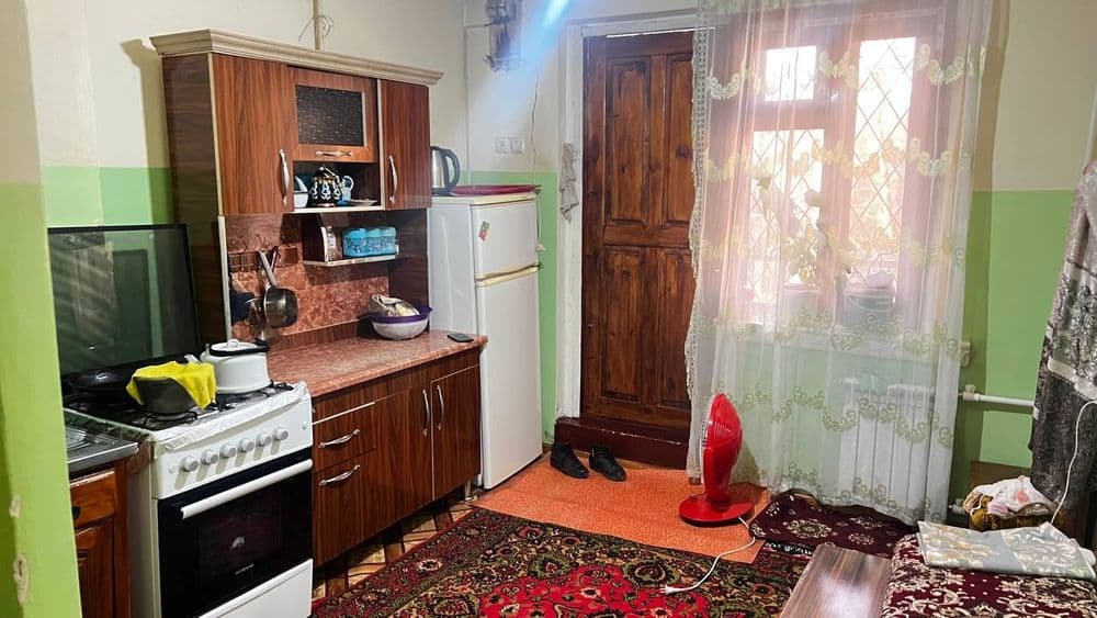 Бир хонали уй сотилади — 3