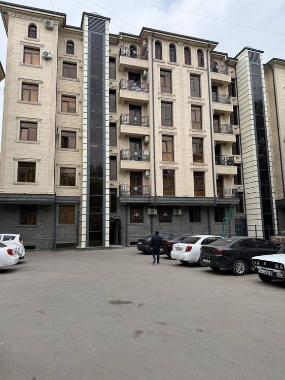 От Собственника Продается квартира 2х комнатная Новостройка Коробка — 1