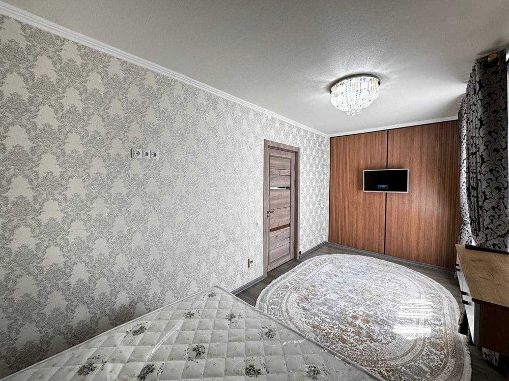 2х ком. переделанная в 3х ком., со всеми удобствами по ул.Гагарина — 4