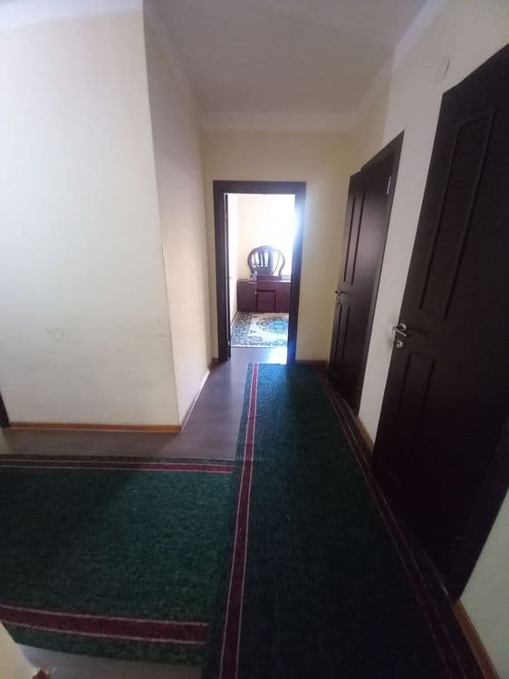 Motrid 3 xonali 1 etaj 7 qavatli dom sotiladi — 5