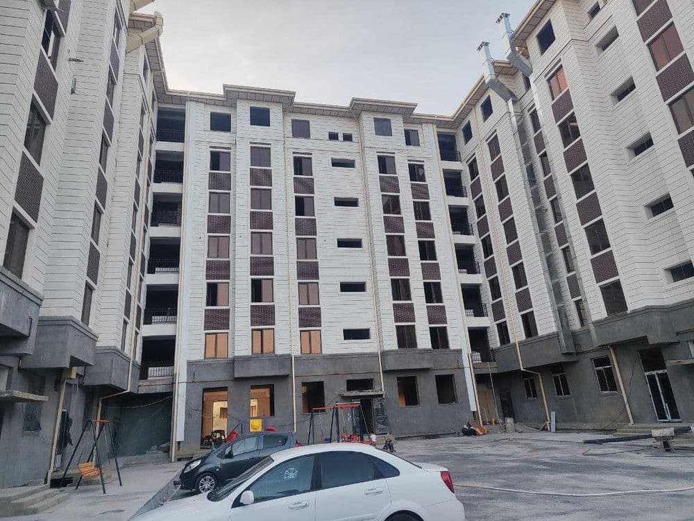 Срочно продается 3 комнатная квартира, около аэропорта... — 1