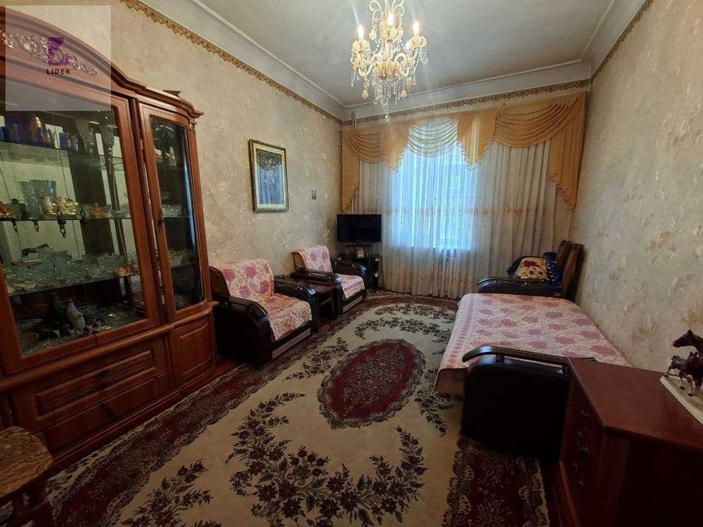 2х комнатная квартира на 2 этаже в кирпичном доме по ул.М.Улугбека — 1
