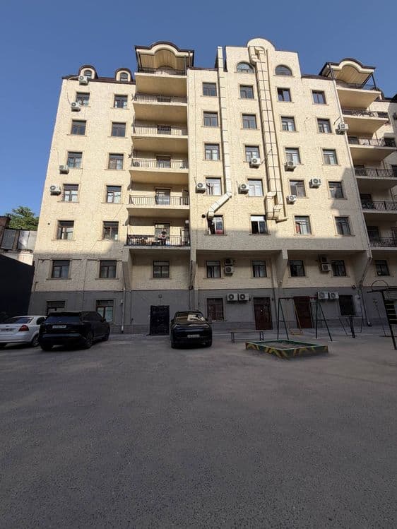 Срочно продаётся 2х-комнатная  квартира  люкс — 1