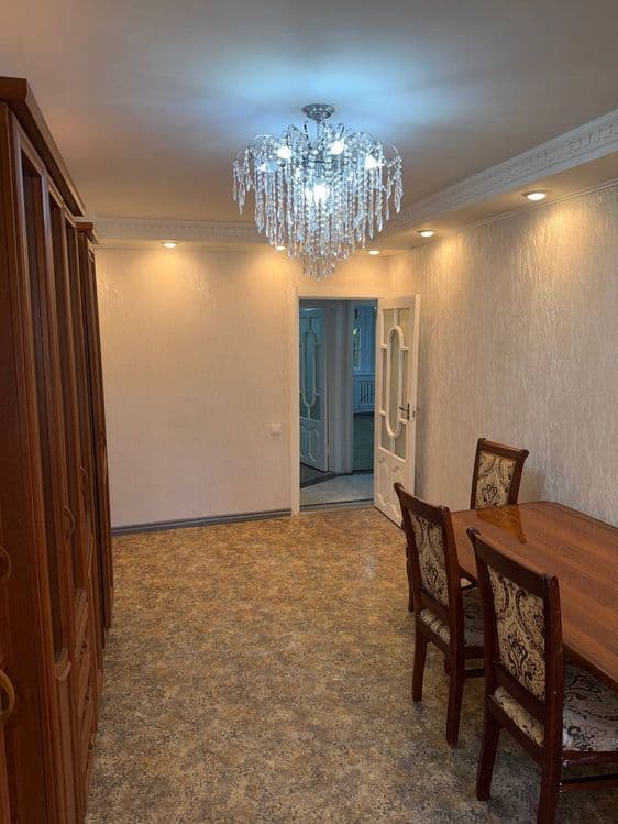 Срочно продаётся 3х-комнатная  квартира — 2