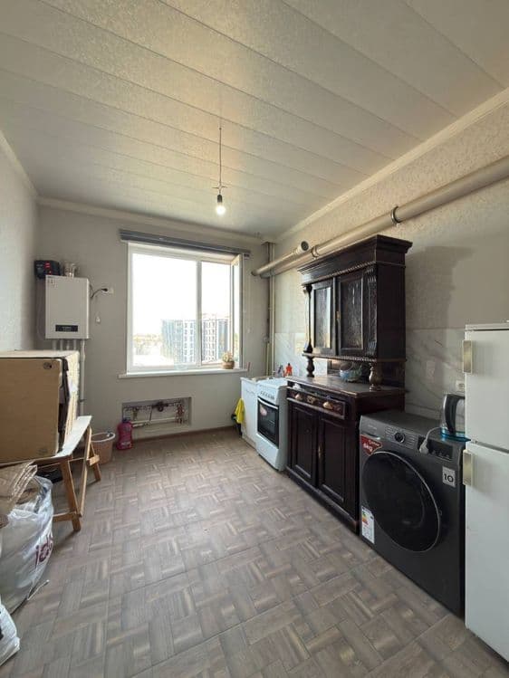 3 xonalik 102 kvadrat kvartira karobka narxida Arzon srochno sotiladi — 2