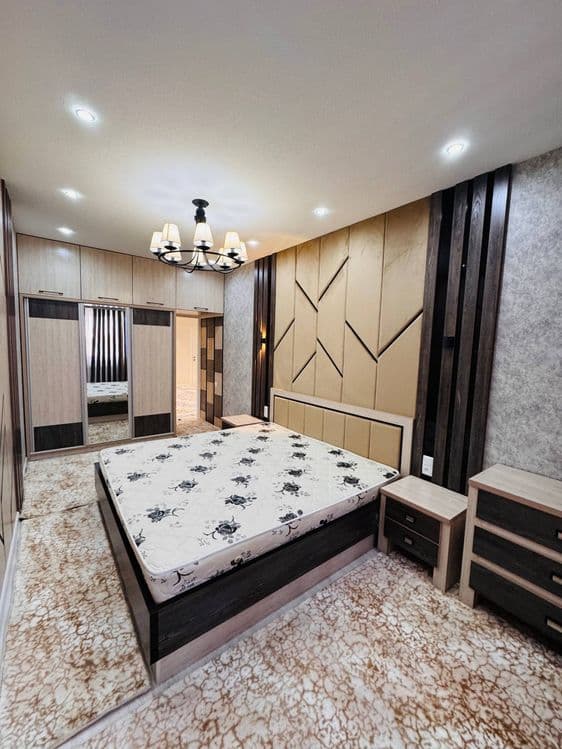 Продается в Новостройке 3х ком квартира  2 этаж — 3