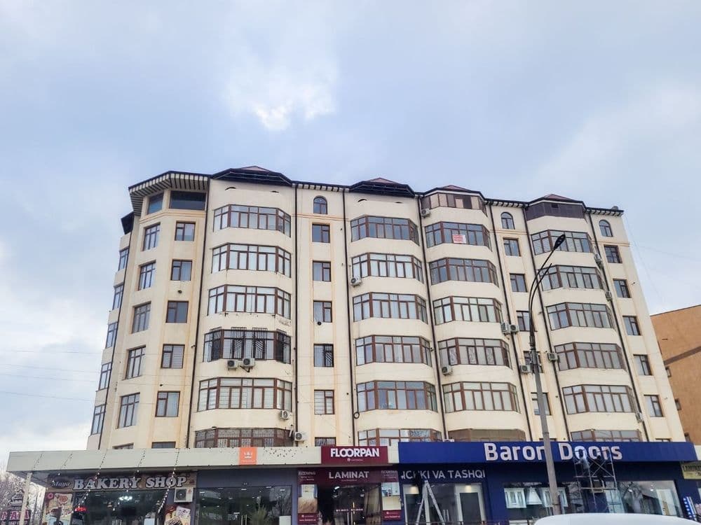 Срочно продам новостройку  адрес микрорайон арка — 5