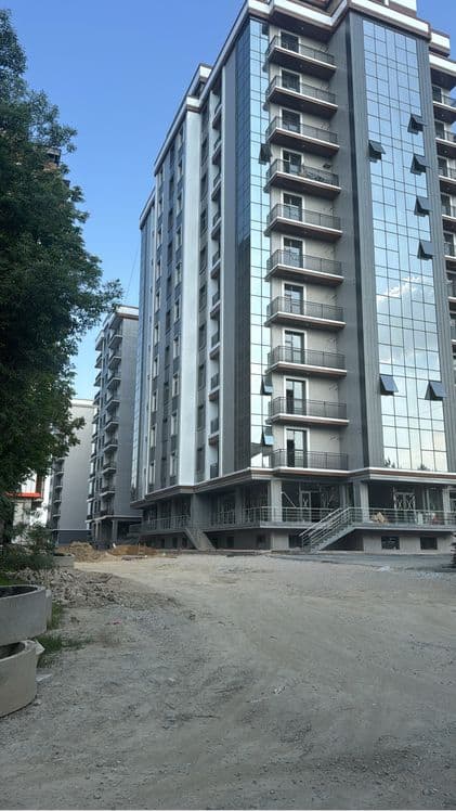 Продажа 105 квадрат 1 этаж Паварот — 1