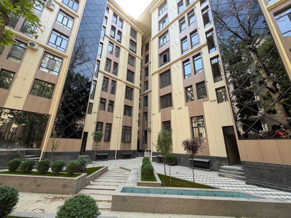 273 продаётся квартира коробка 114 кв, ориентир  Шота Руставели — 1