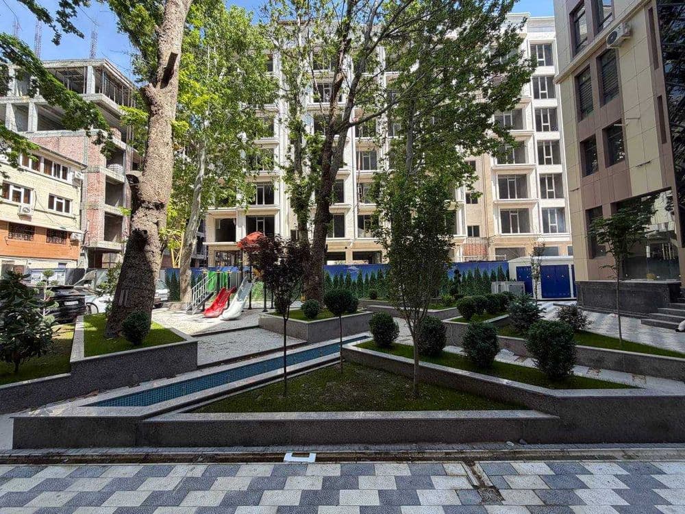 273 продаётся квартира коробка 114 кв, ориентир  Шота Руставели — 2