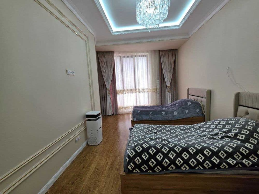 5 ти комнатная квартира на 4 этаже 200кв, в Самарканде — 4