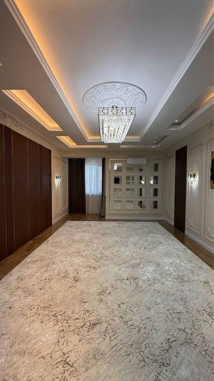 Продается 4 ком. Квартира площадью 122 кв.   По ул. Рудаки — 1