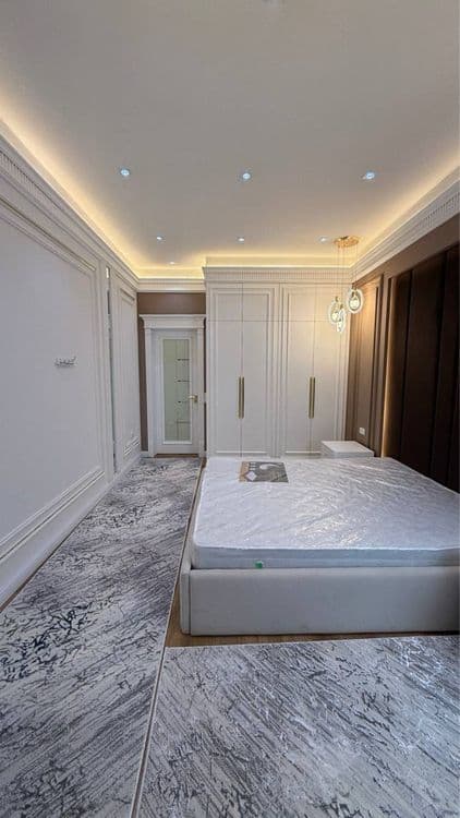 Продается 4 ком. Квартира площадью 122 кв.   По ул. Рудаки — 5