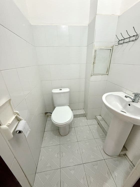 Termiz sh, vokzal, TISU yangi dom, 2 xonali — 4