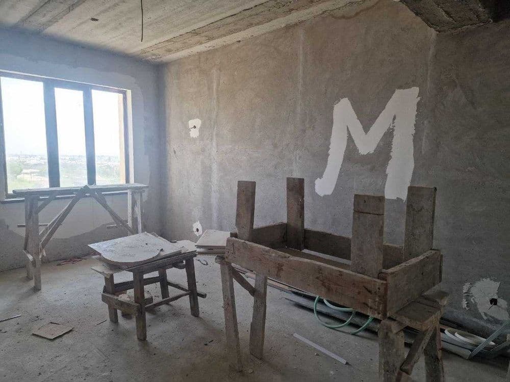 Ko'p qavatli uydagi xonadon — 3