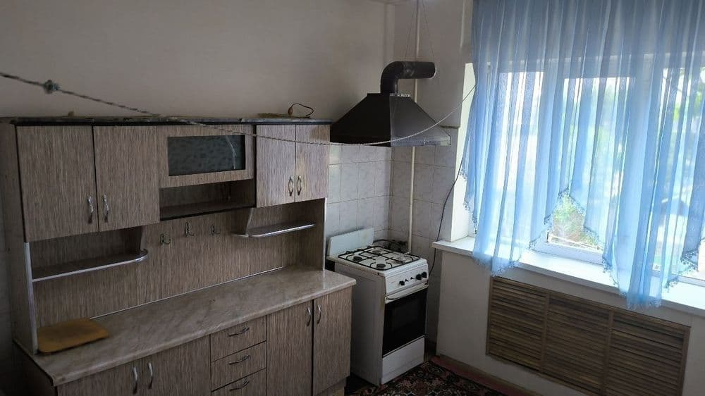 1 хоналик квартира сотилади. Киргили, Дворецда — 3