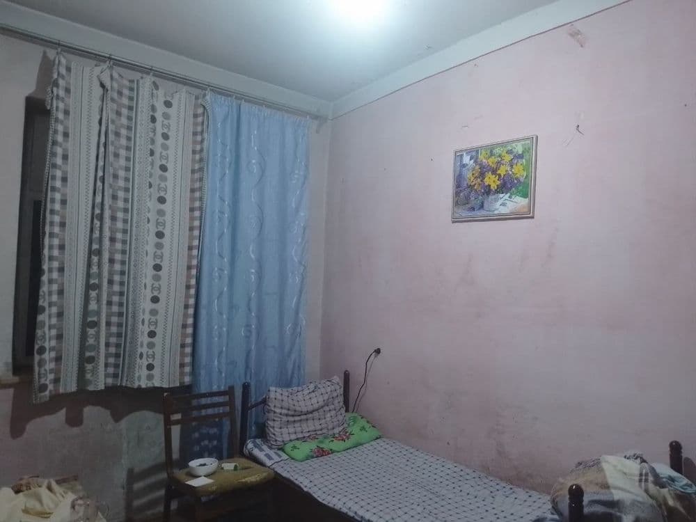 Продаётся 3 комнатная квартира на 3 этаже кирпичный дом — 1