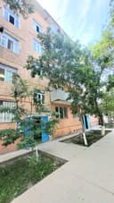 Урганч шахри марказида 1-кавтда 2 х-ли квартира сотилади