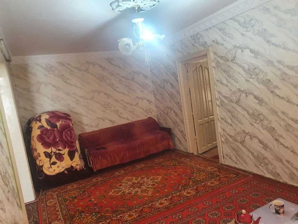 Sharq bozor orqasinda 2 xonali kvartira — 2