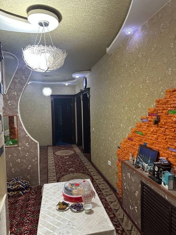 Урганчда 4 хонали квартира сотилади — 3