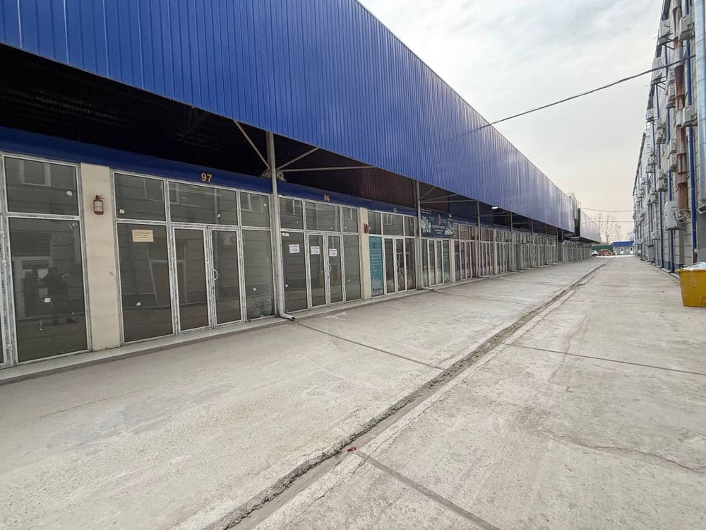 Срочно Продаётся Помещение в Эркин Савдо мажмуаси 15 м² — 3